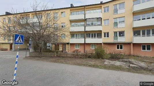 Bostadsrätter till salu i Huddinge - Bild från Google Street View