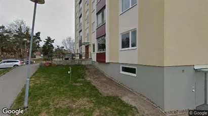 Bostadsrätter till salu i Huddinge - Bild från Google Street View