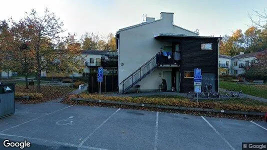 Lägenheter till salu i Upplands-Bro - Bild från Google Street View