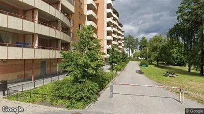 Lägenheter att hyra i Södertälje - Bild från Google Street View Lägenheter att hyra i Södertälje - Bild från Google Street View