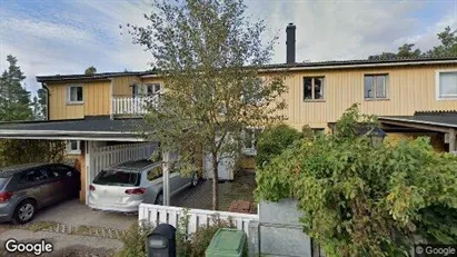 Lägenheter till salu i Nacka - Bild från Google Street View