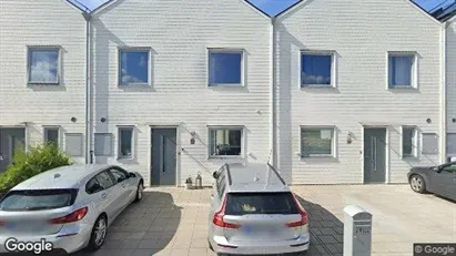 Lägenheter till salu i Botkyrka - Bild från Google Street View