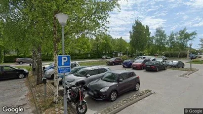 Bostadsrätter till salu i Haninge - Bild från Google Street View