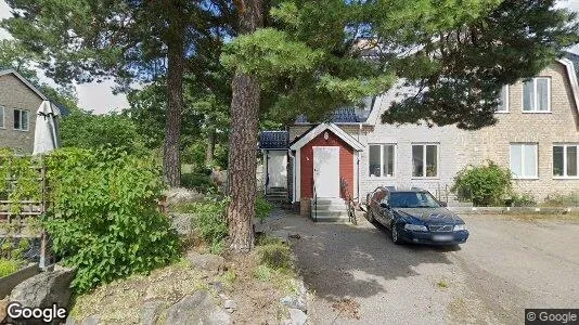 Bostadsrätter till salu i Värmdö - Bild från Google Street View