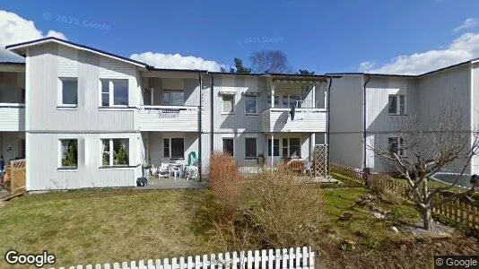 Lägenheter till salu i Vallentuna - Bild från Google Street View