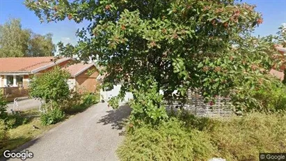 Bostadsrätter till salu i Håbo - Bild från Google Street View