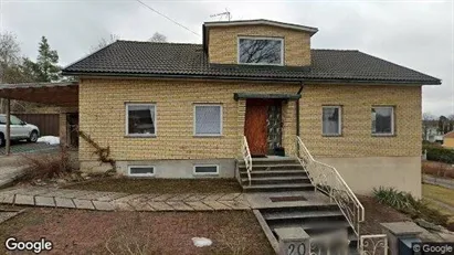 Lägenheter till salu i Huddinge - Bild från Google Street View