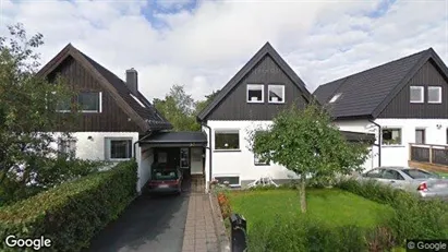 Lägenheter till salu i Huddinge - Bild från Google Street View