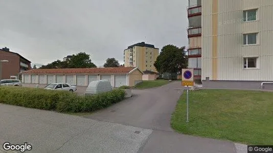 Bostadsrätter till salu i Köping - Bild från Google Street View