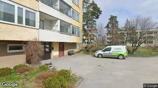 Bostadsrätter till salu i Huddinge - Bild från Google Street View