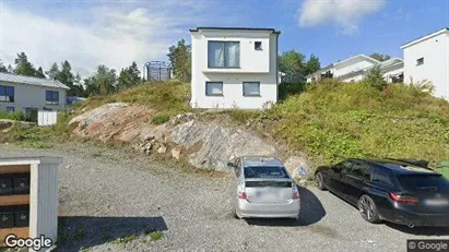 Bostadsrätter till salu i Huddinge - Bild från Google Street View