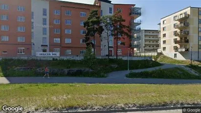Bostadsrätter till salu i Haninge - Bild från Google Street View