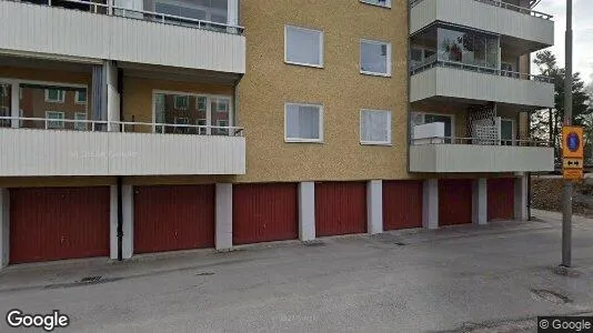 Lägenheter till salu i Huddinge - Bild från Google Street View