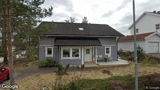 Lägenheter till salu i Huddinge - Bild från Google Street View