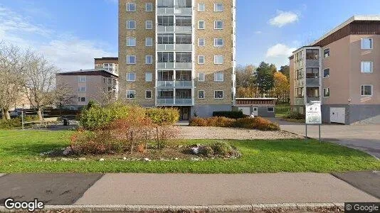 Bostadsrätter till salu i Köping - Bild från Google Street View