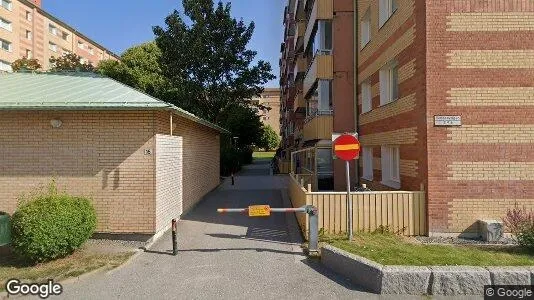 Lägenheter till salu i Botkyrka - Bild från Google Street View