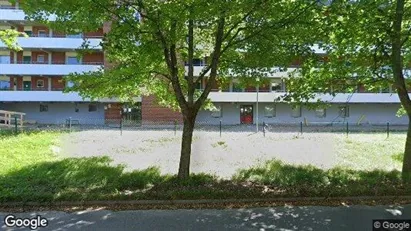 Lägenheter att hyra i Huddinge - Bild från Google Street View