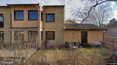 Bostadsrätter till salu i Sollentuna - Bild från Google Street View