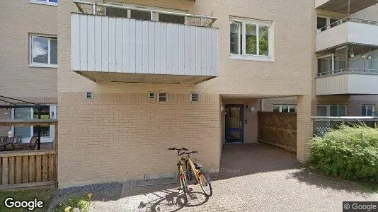 Bostadsrätter till salu i Haninge - Bild från Google Street View