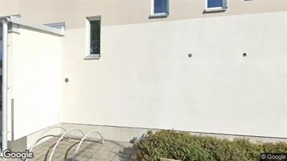 Lägenheter till salu i Huddinge - Bild från Google Street View