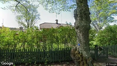 Lägenheter till salu i Ekerö - Bild från Google Street View