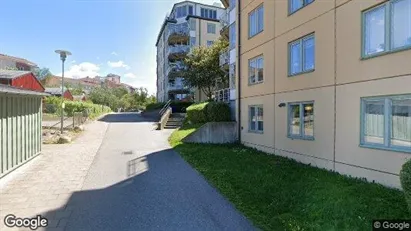 Bostadsrätter till salu i Nacka - Bild från Google Street View