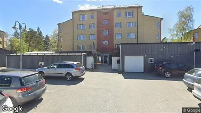 Bostadsrätter till salu i Tyresö - Bild från Google Street View