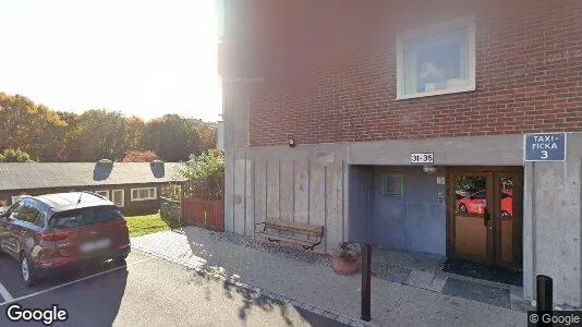 Lägenheter till salu i Solna - Bild från Google Street View
