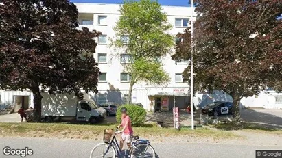Lägenheter att hyra i Huddinge - Bild från Google Street View