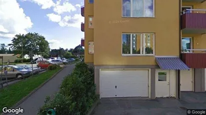 Lägenheter till salu i Huddinge - Bild från Google Street View