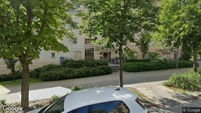 Lägenheter till salu i Nacka - Bild från Google Street View