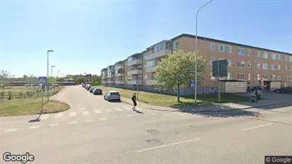 Bostadsrätter till salu i Köping - Bild från Google Street View