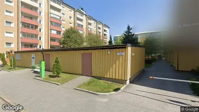 Bostadsrätter till salu i Botkyrka - Bild från Google Street View