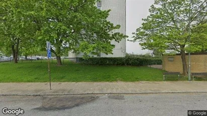 Bostadsrätter till salu i Husie - Bild från Google Street View