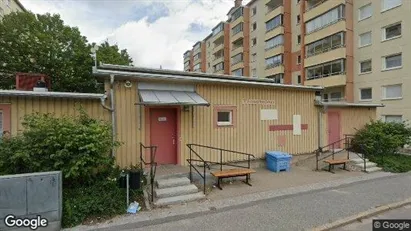 Lägenheter till salu i Botkyrka - Bild från Google Street View