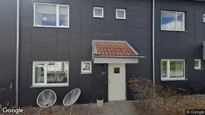 Bostadsrätter till salu i Skövde - Bild från Google Street View