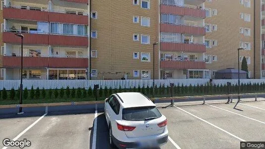 Bostadsrätter till salu i Botkyrka - Bild från Google Street View