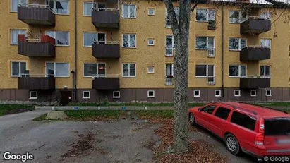 Lägenheter till salu i Upplands Väsby - Bild från Google Street View