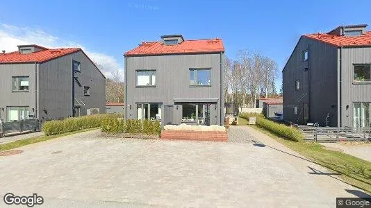 Lägenheter att hyra i Haninge - Bild från Google Street View