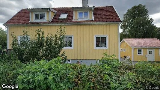 Lägenheter till salu i Upplands Väsby - Bild från Google Street View
