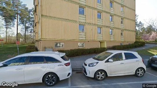 Lägenheter till salu i Täby - Bild från Google Street View