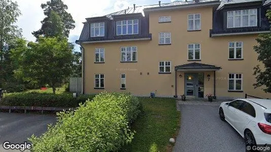 Bostadsrätter till salu i Haninge - Bild från Google Street View