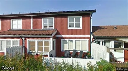 Bostadsrätter till salu i Haninge - Bild från Google Street View