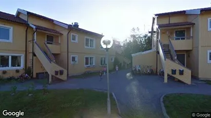 Bostadsrätter till salu i Tyresö - Bild från Google Street View