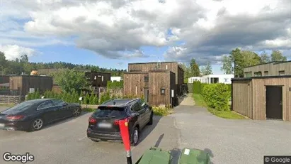 Lägenheter till salu i Huddinge - Bild från Google Street View