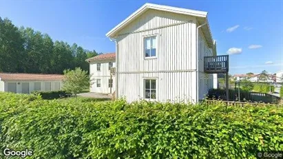 Bostadsrätter till salu i Haninge - Bild från Google Street View