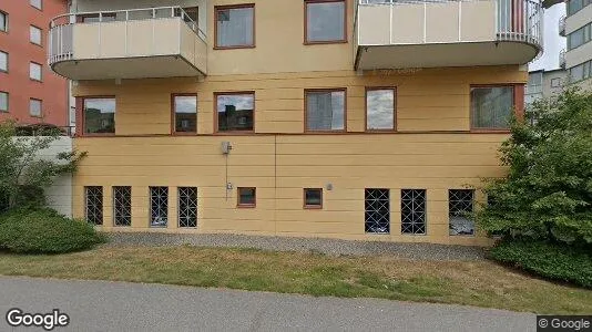 Lägenheter till salu i Huddinge - Bild från Google Street View