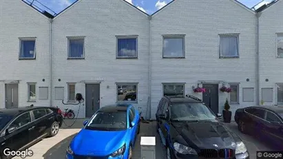 Lägenheter till salu i Botkyrka - Bild från Google Street View