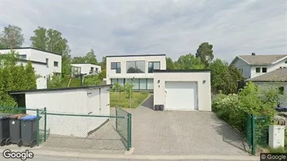 Lägenheter till salu i Täby - Bild från Google Street View