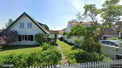 Bostadsrätter till salu i Båstad - Bild från Google Street View